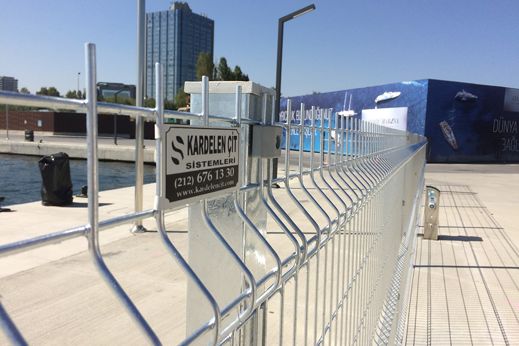 Ataköy marina mega yat limanı